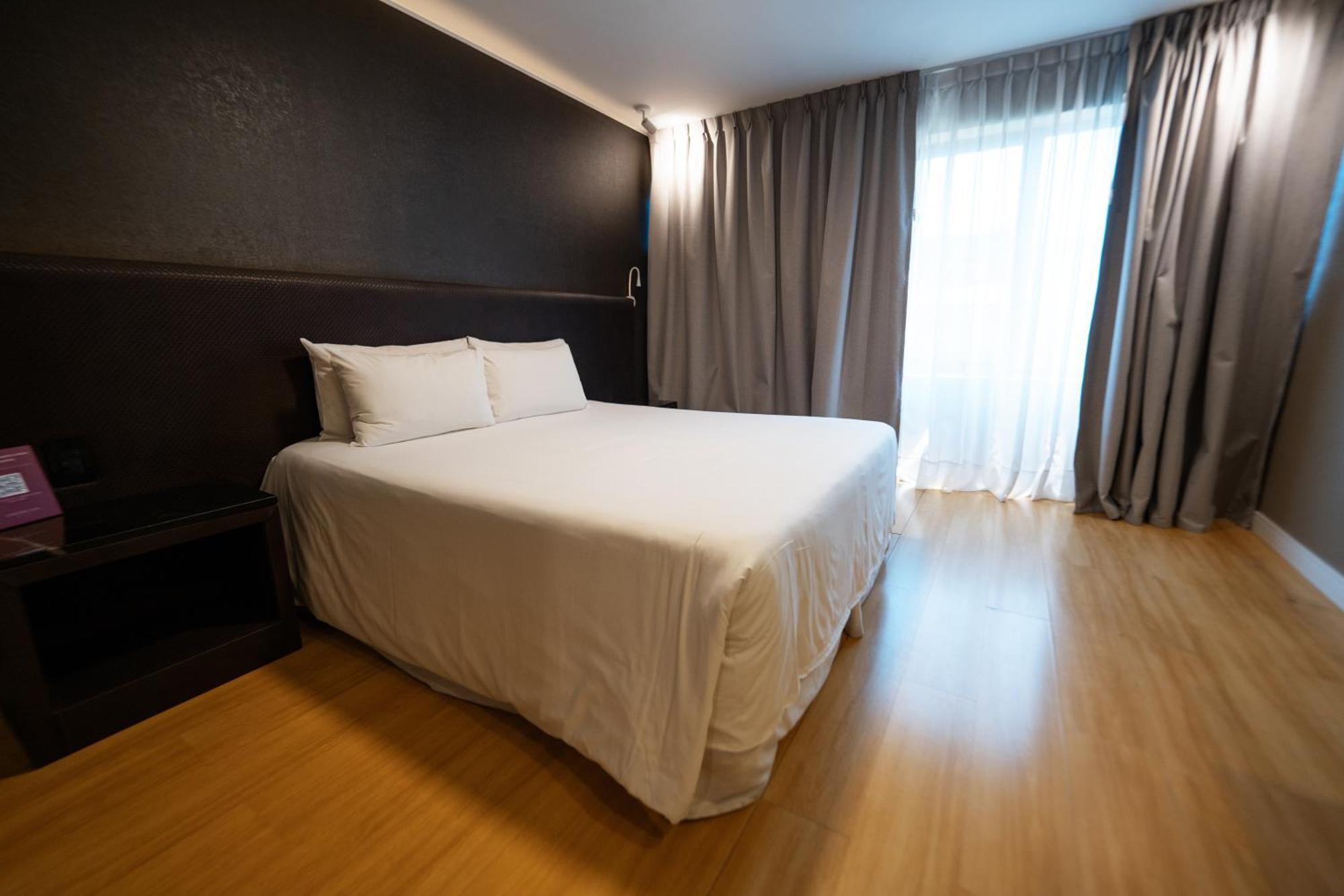Amerian Cordoba Park Hotel Bilik gambar